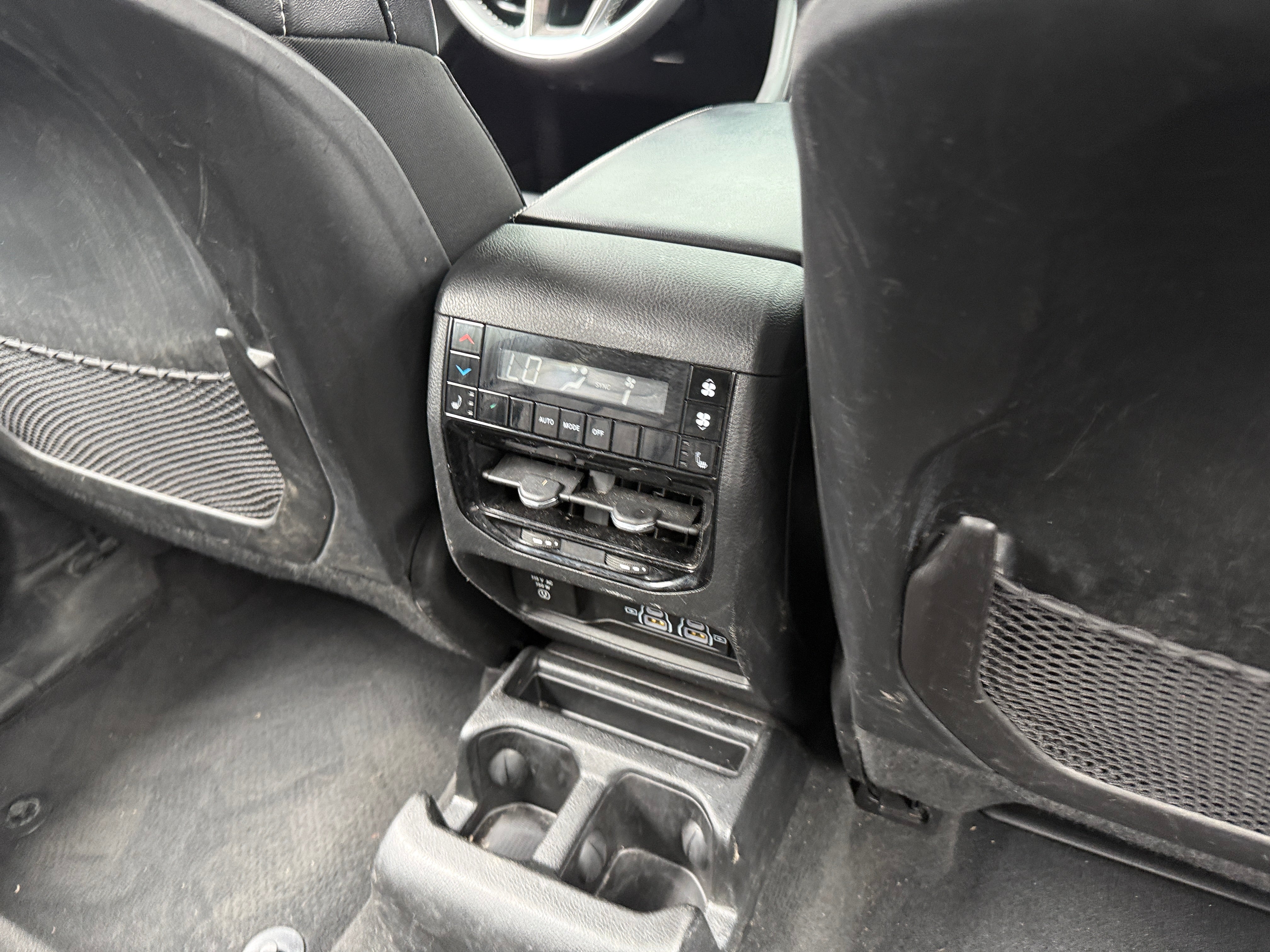 jeep grand cherokee l 2023 1C4RJKBGXP8815649 image jeep grand cherokee l 2023 1C4RJKBGXP8815649 image